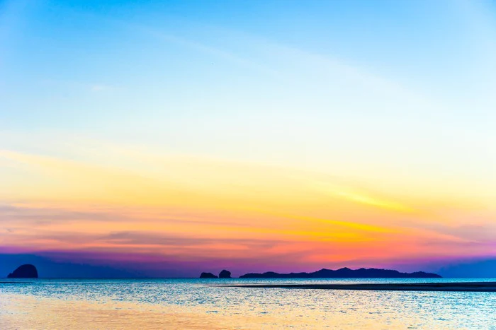 A happy horizon