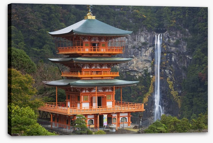 Nachi Falls pagoda - Image 2