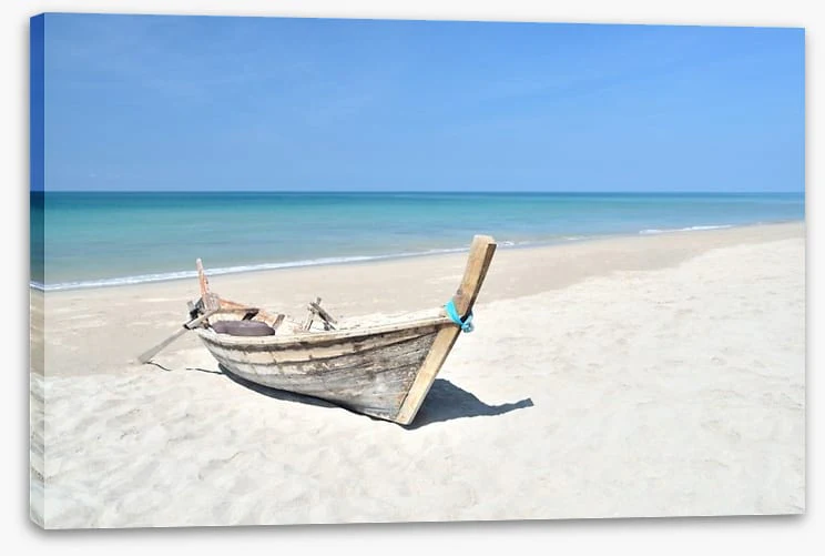 Longtail boat on the beach - Image 2