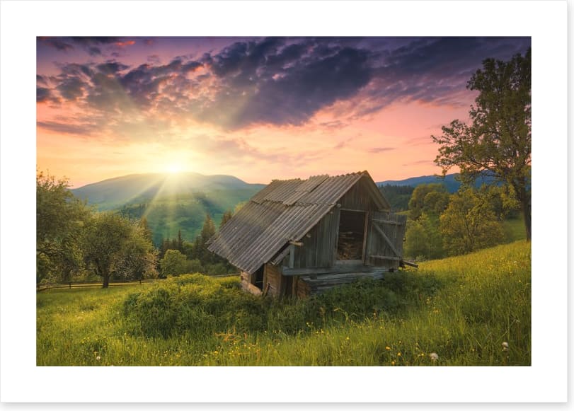 Cabin in the hills - Image 2