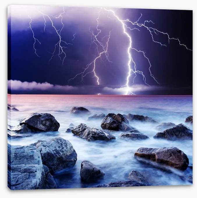 Thunderstorm over the ocean - Image 2
