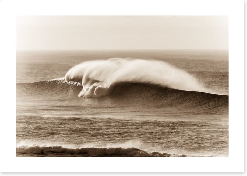 Crashing waves - Image 2