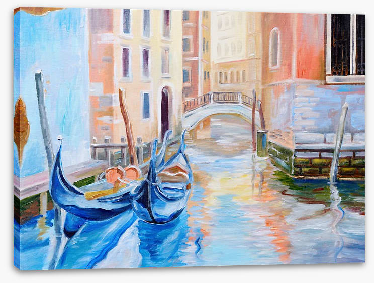Gondalas on the Venice canal - Image 2
