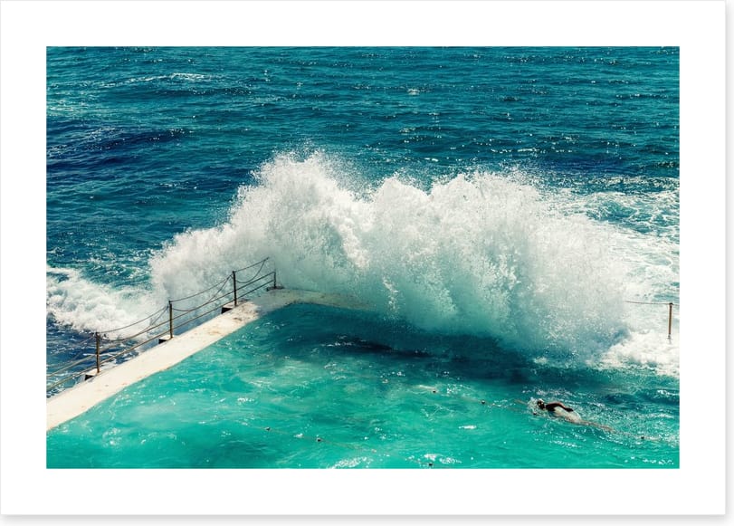 Iceburgs splash - Image 2