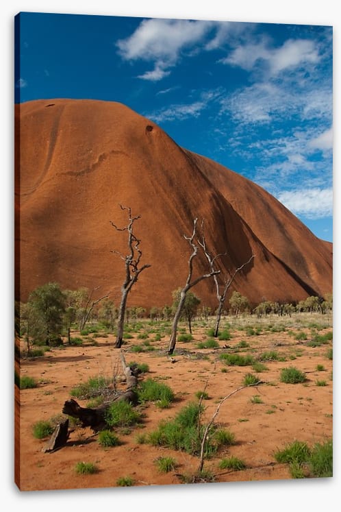Alone at Uluru - Image 2