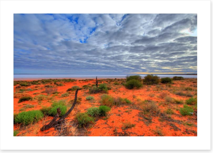 Red centre salt lake - Image 2