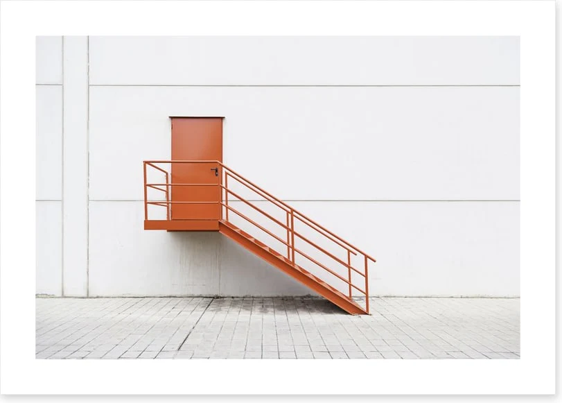 Red exit - Image 2