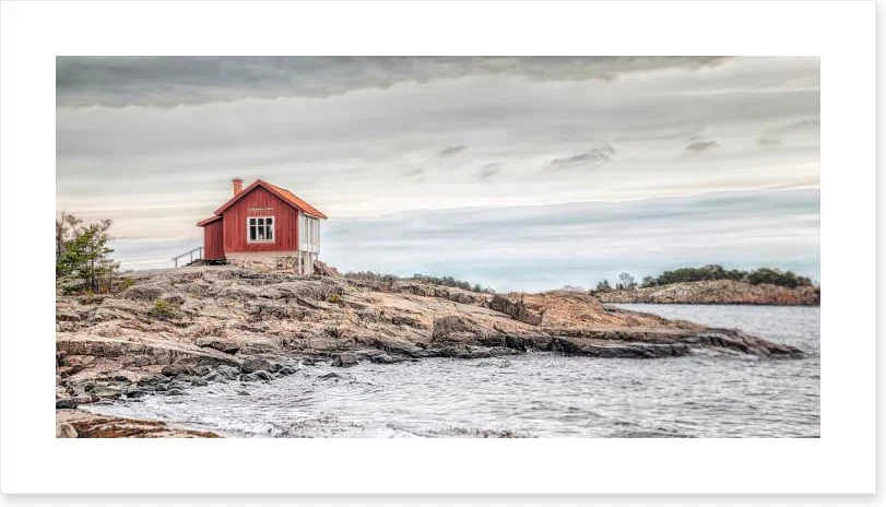 Solitude on the rocks - Image 2
