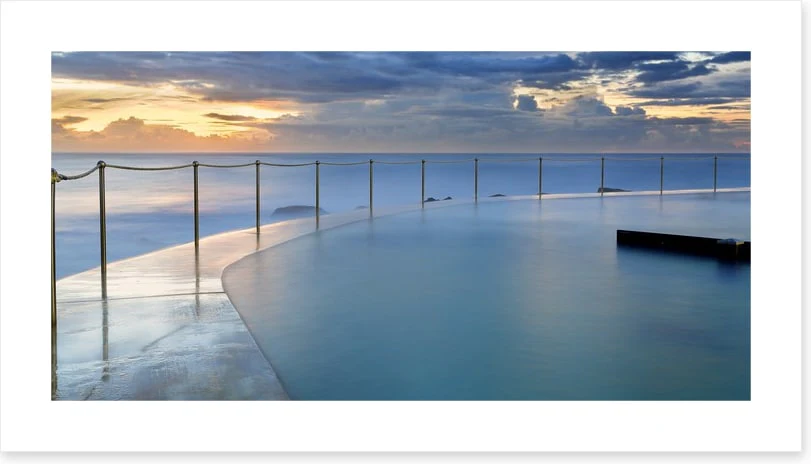 Sunrise at Bronte pool - Image 2