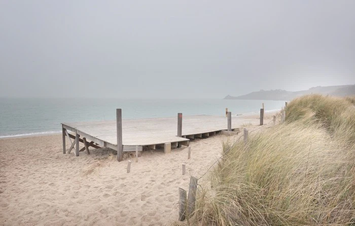White sand jetty